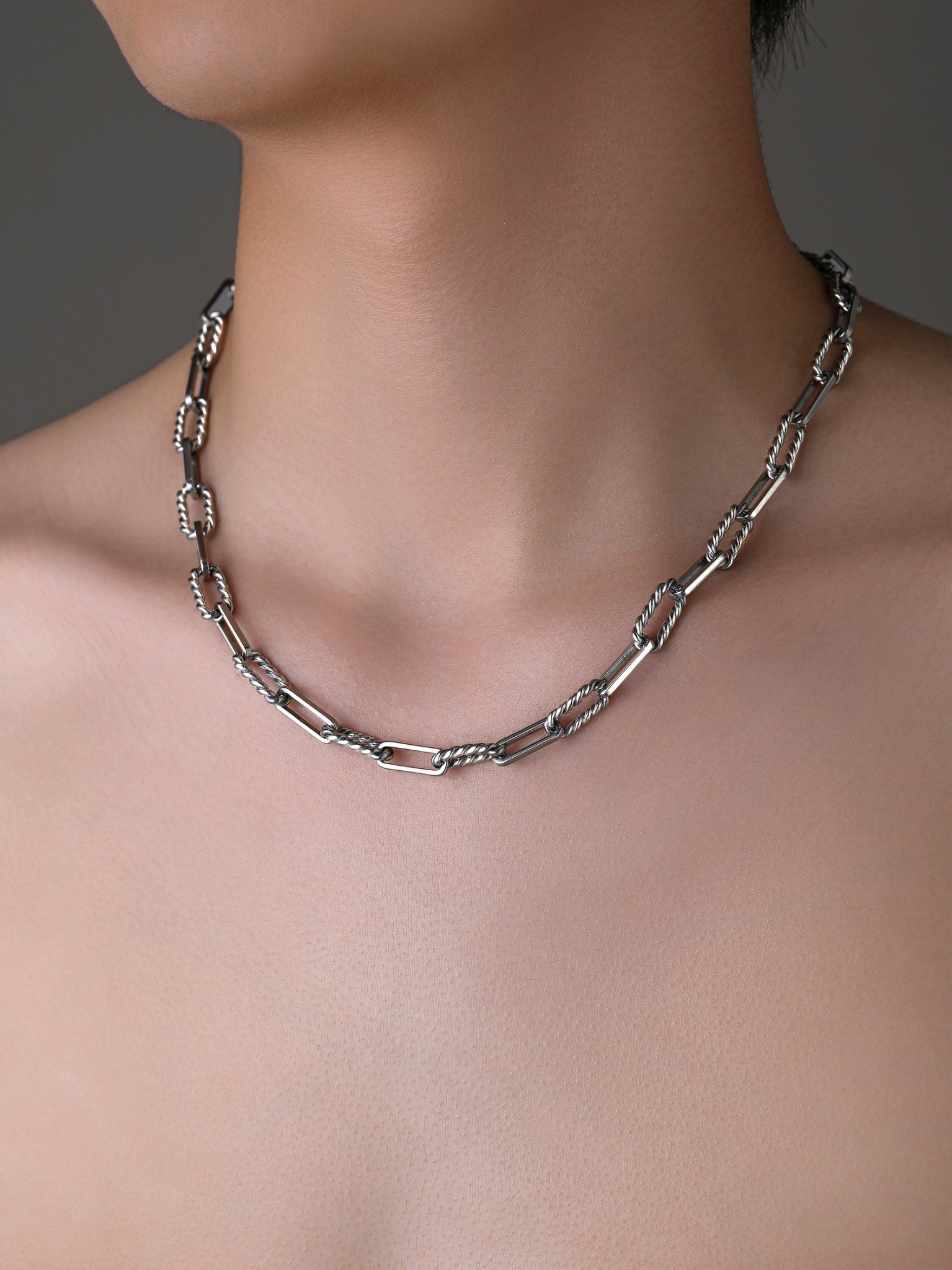 LINE_ALBUM_UCA007_251226_2