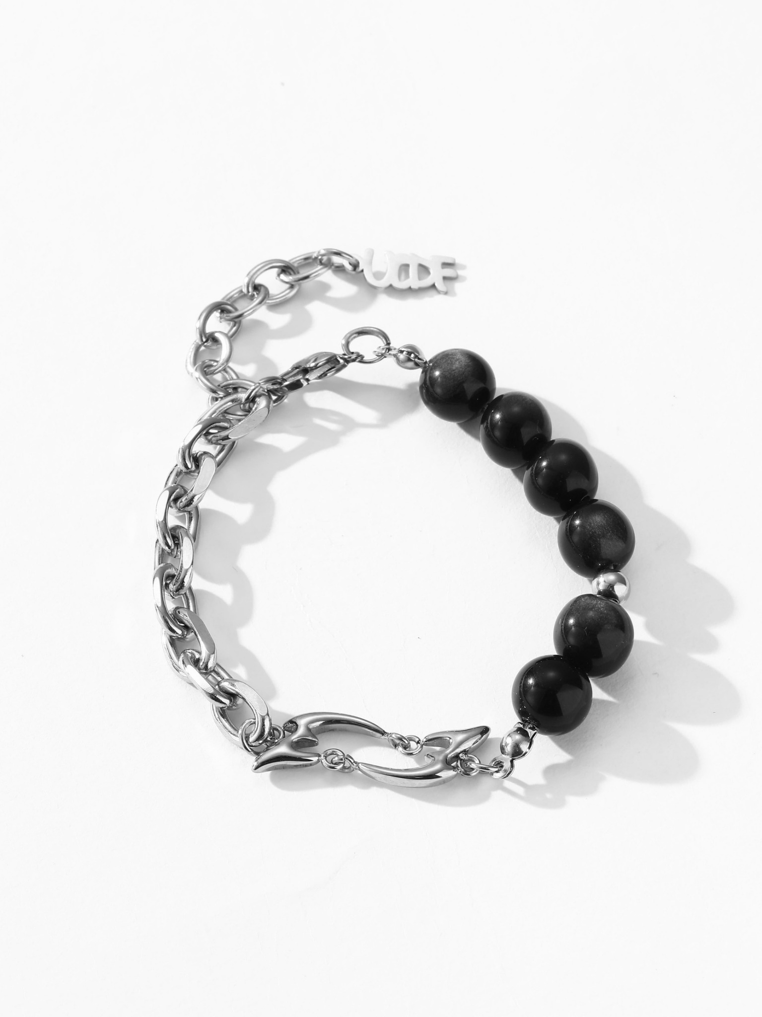 LINE_ALBUM_UCB009_251226_8