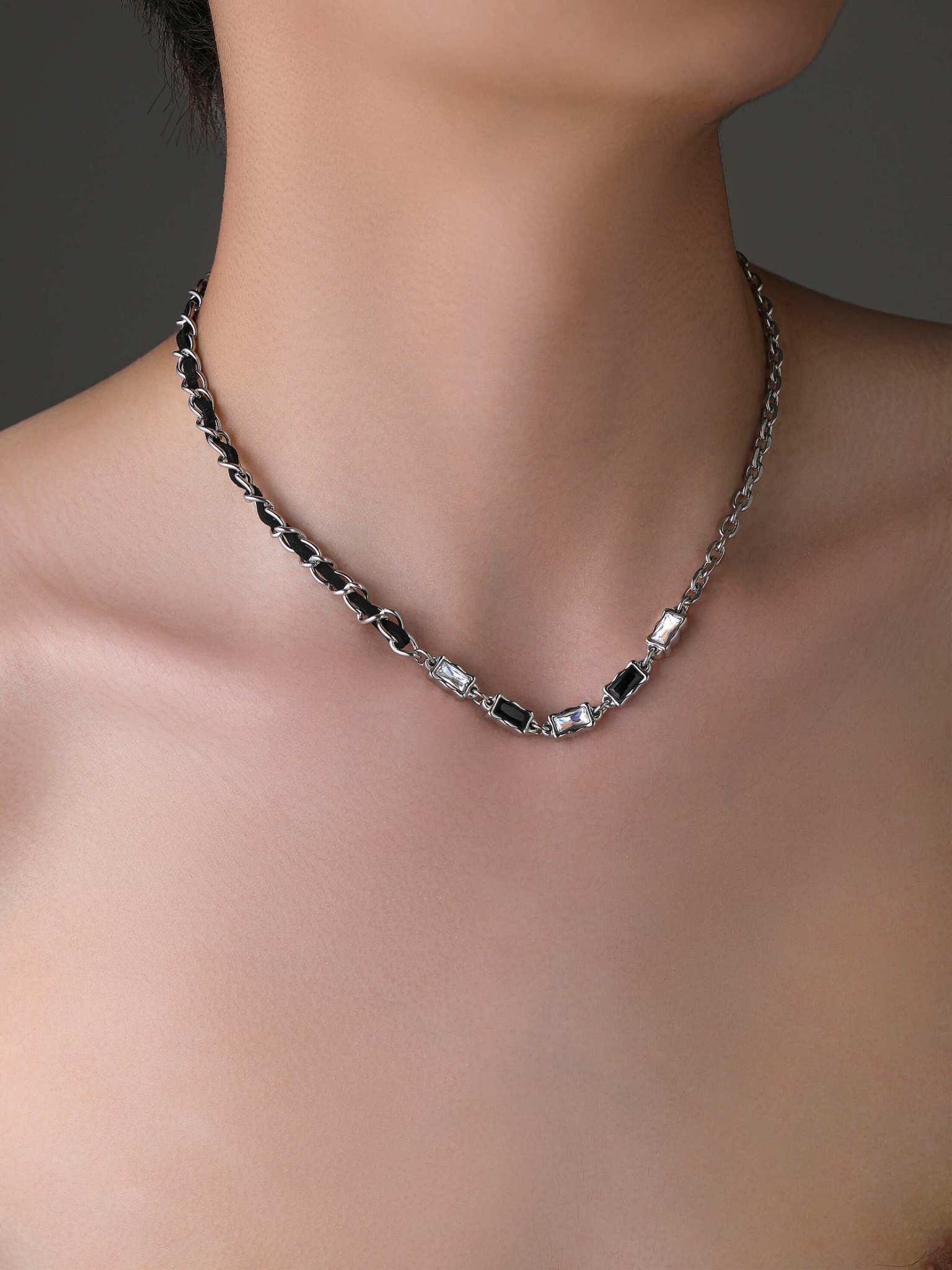 LINE_ALBUM_UCA011_251226_3