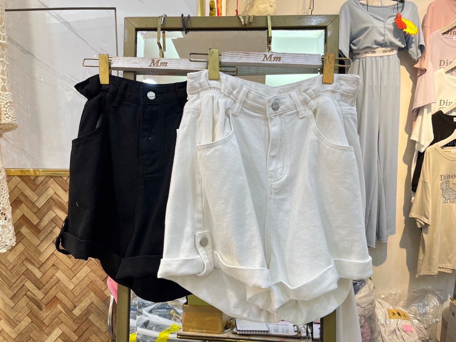 MUMUZI 捲邊牛仔短褲 中大尺碼 MC6608