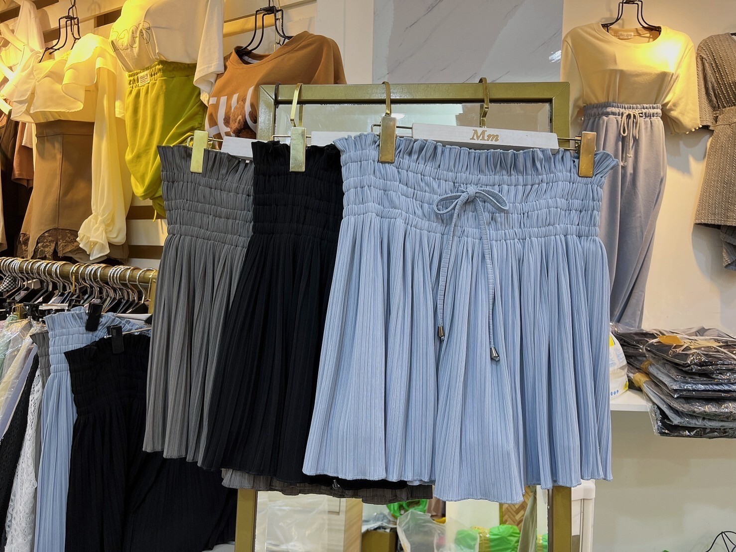 MUMUZI 高腰壓褶褲裙 中大尺碼 MC5929