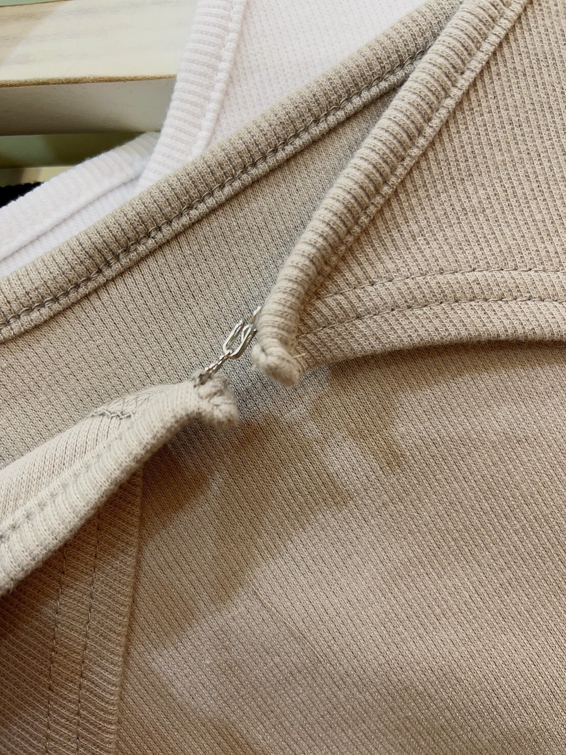 MUMUZI 彈性螺紋性感短Ｔ 中大尺碼 MC2729-3