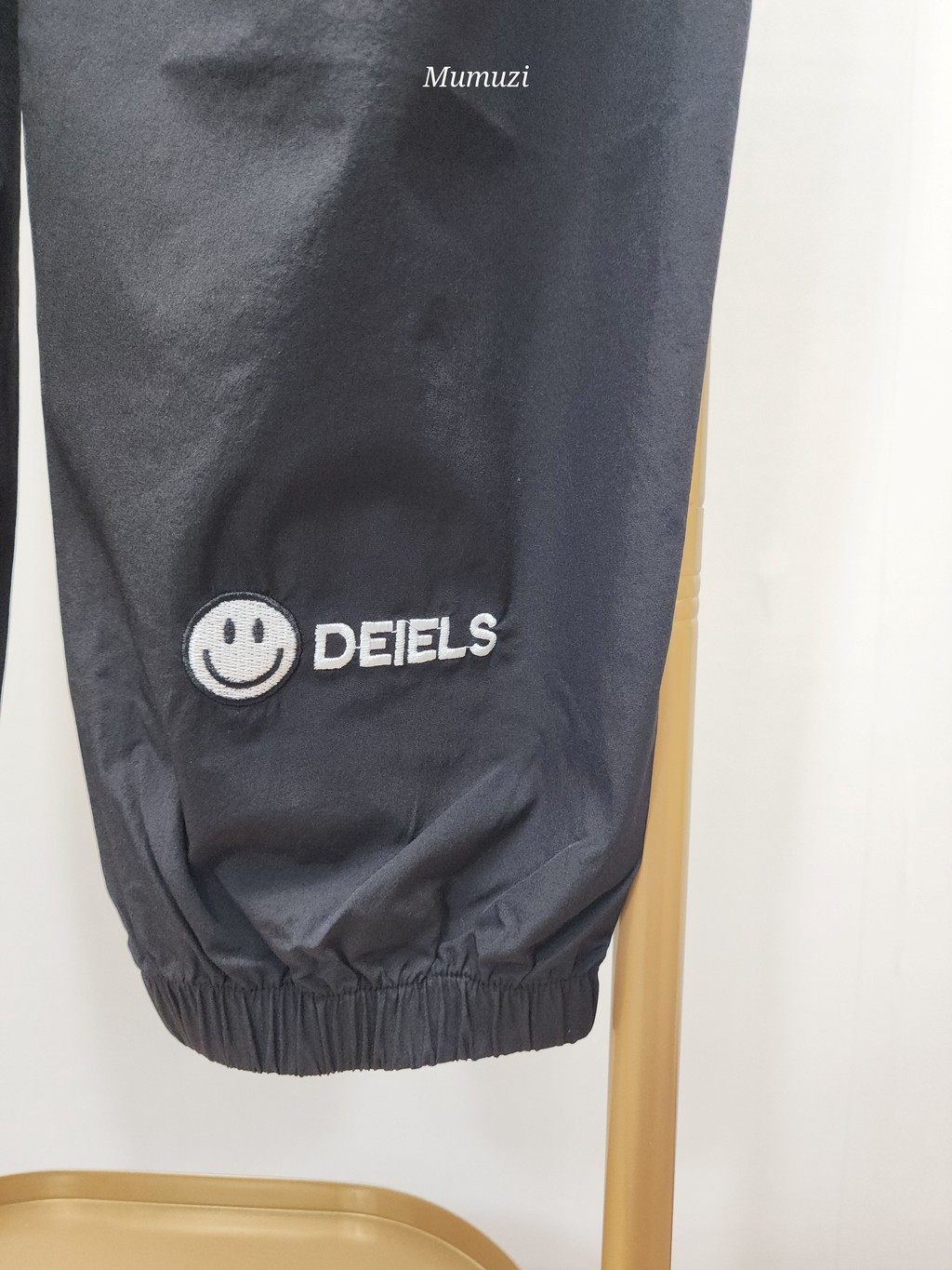 tw-11134207-7ra0l-mdu79rss3kz659