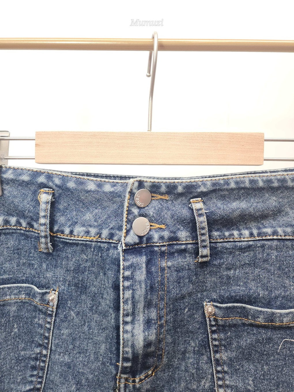 tw-11134207-81ztm-me47k9u9hn2b4c