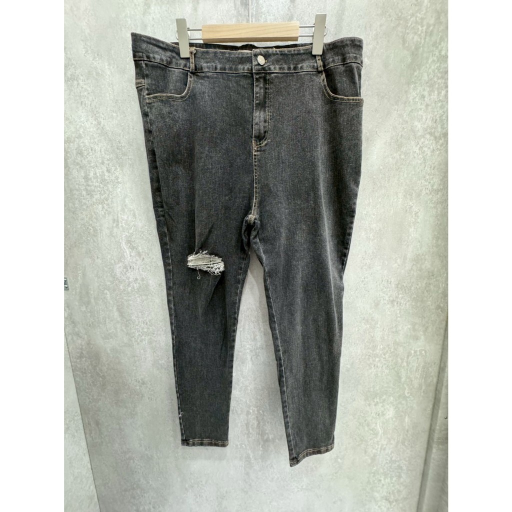 tw-11134207-820lh-mk9eb6ycg7wi2e