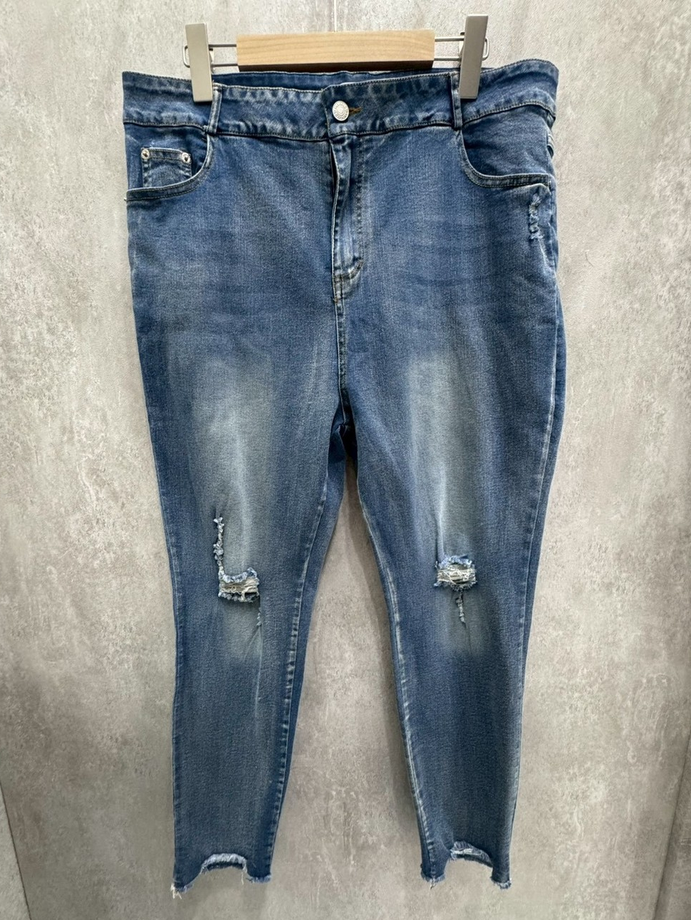 tw-11134207-820le-mk9eqqvlgmpw48