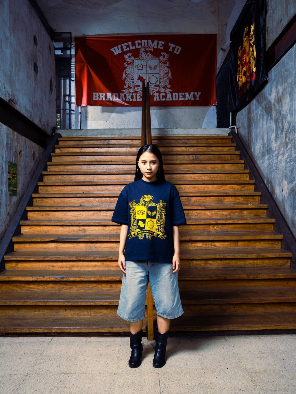 photo_6199570775799434484_w