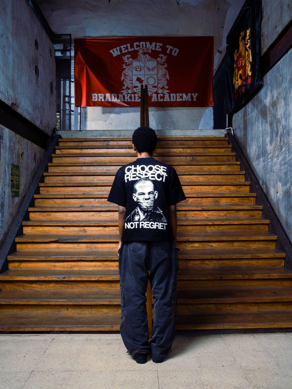 photo_6199570775799434493_w