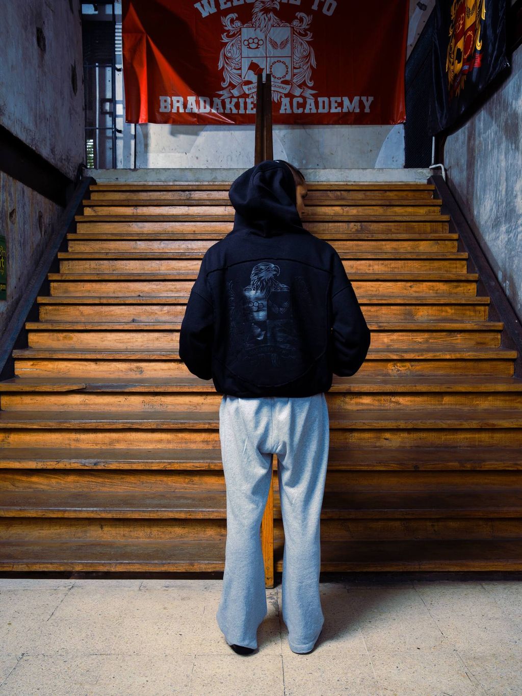 photo_6199570775799434483_w