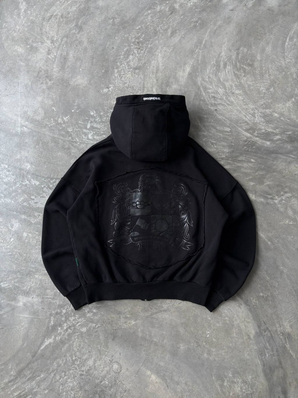 photo_6197318975985748869_w