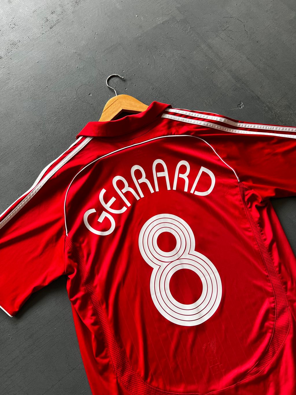 リバプール GERRARD 8 adidas シャツ LIVERPOOL #8 GERRARD 2010/2012 FOOTBALL SHIRT JERSEY HOME