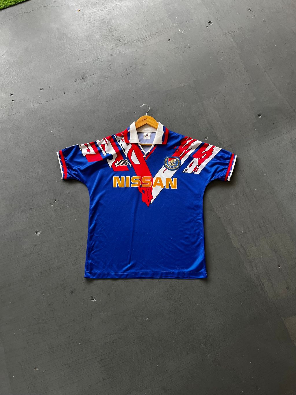 Yokohama F. Marinos Mizuno 1993/1994 Home Kit Football