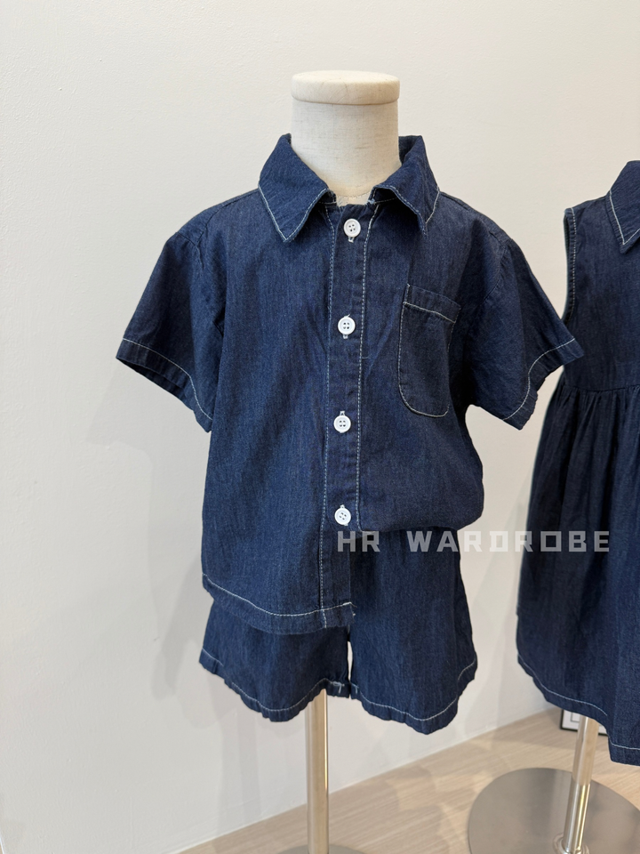 HR WARDROBE