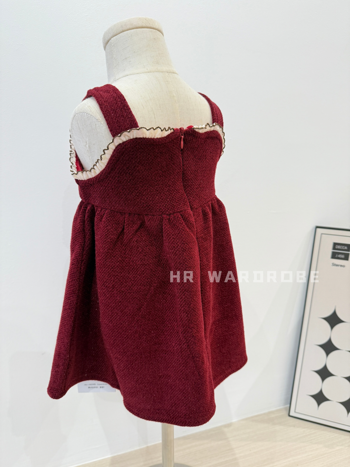 HR WARDROBE-1740738650954