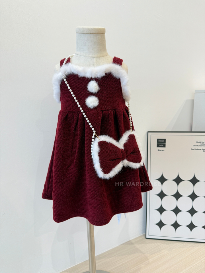 HR WARDROBE-1740738990623