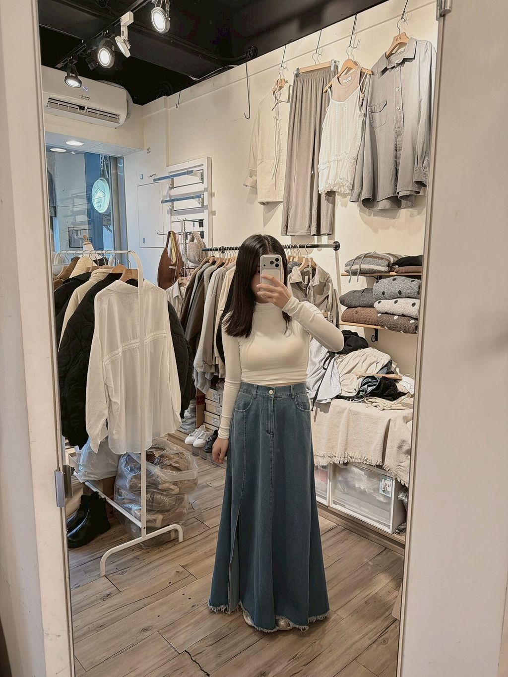 LINE_ALBUM_202634_260304_2