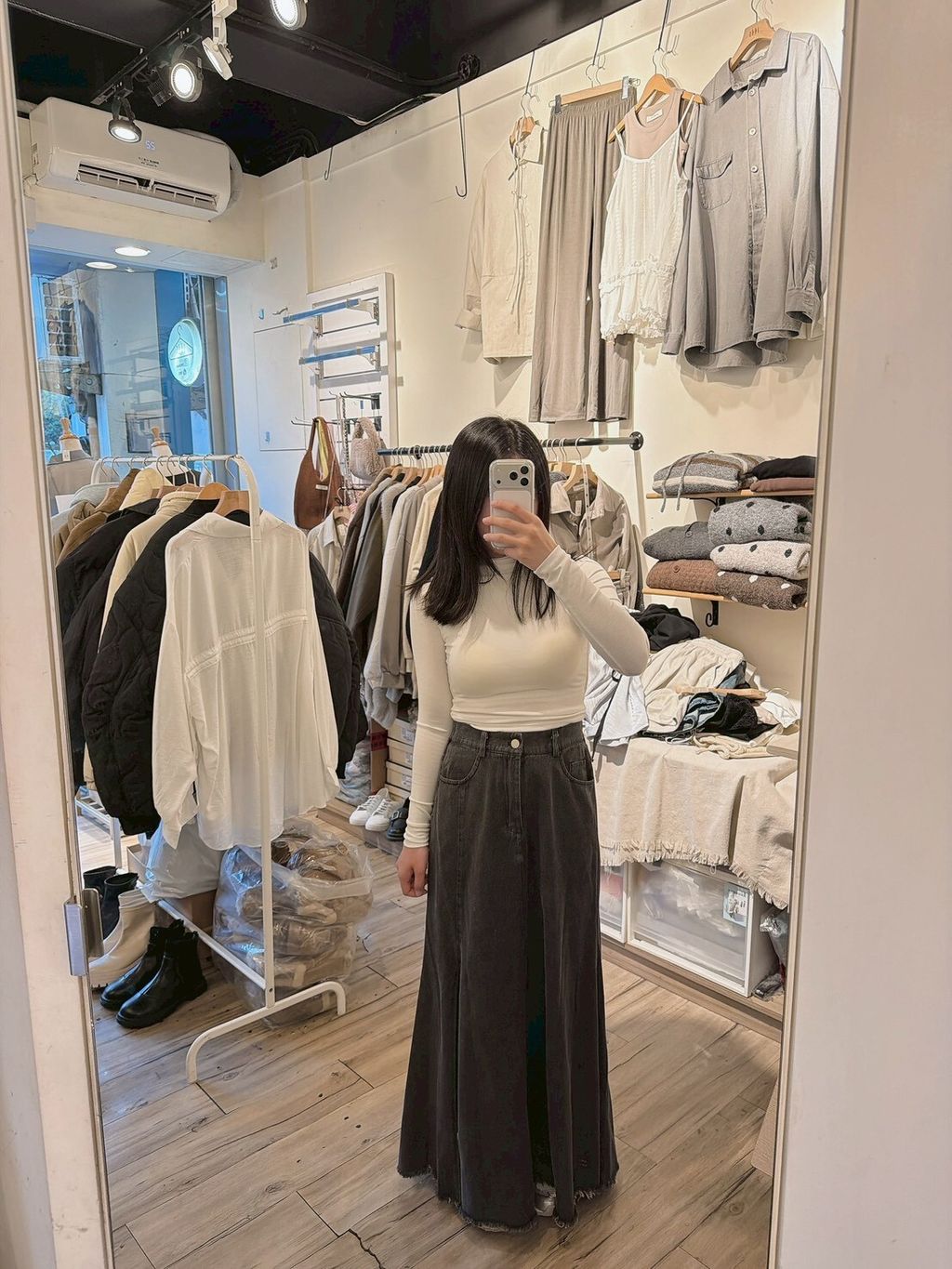 LINE_ALBUM_202634_260304_3