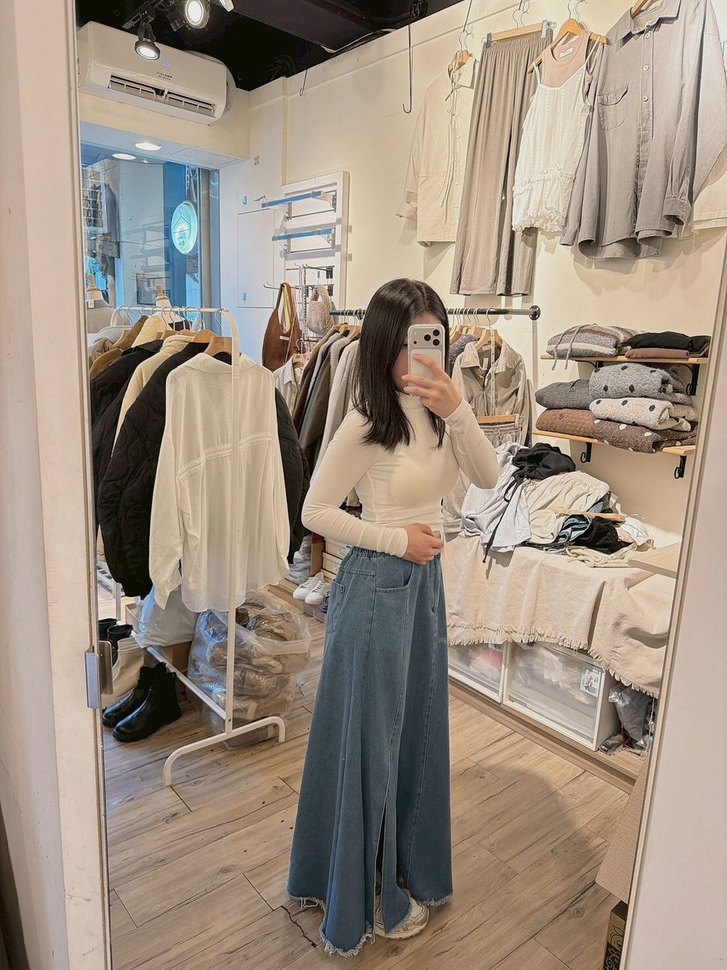 LINE_ALBUM_202634_260304_1