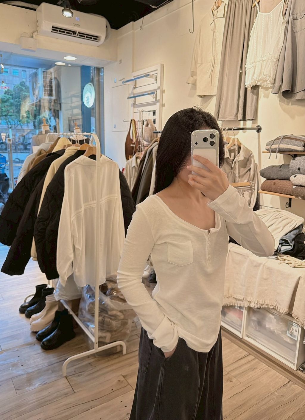 LINE_ALBUM_202634_260304_12