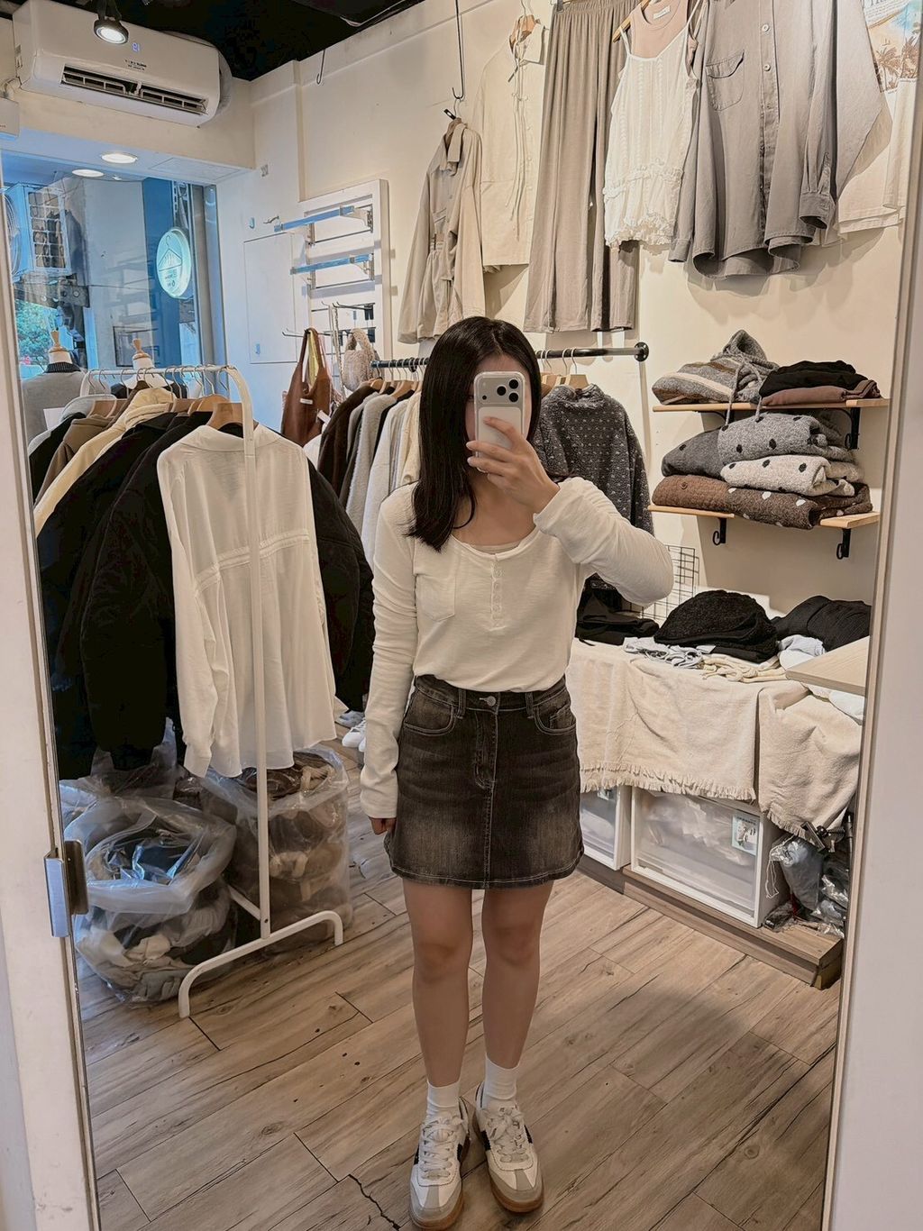 LINE_ALBUM_202635_260305_19