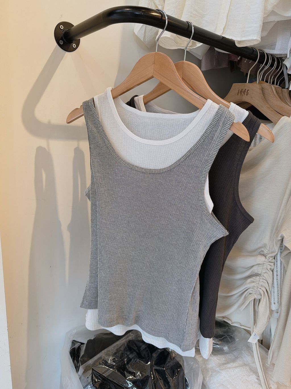 LINE_ALBUM_202642_260402_1