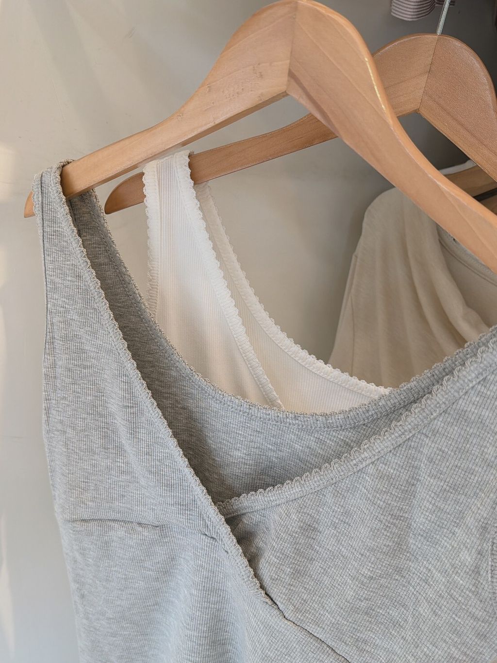 LINE_ALBUM_202642_260402_7