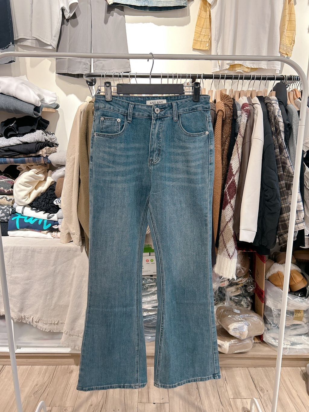 LINE_ALBUM_202549_250409_2