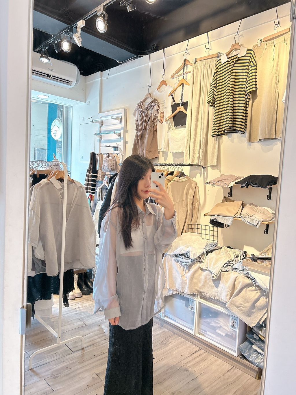 LINE_ALBUM_202558_250508_42