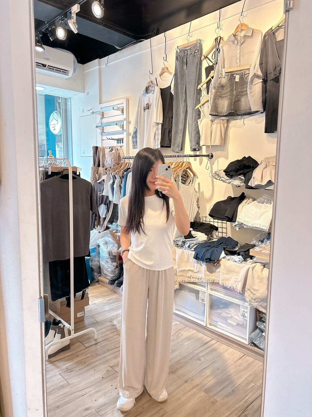 LINE_ALBUM_2025517_250520_48