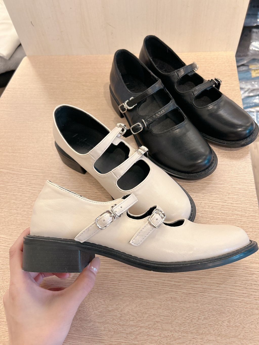 LINE_ALBUM_202564_250604_22