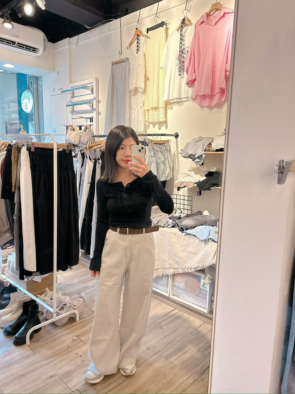 LINE_ALBUM_20251023_251023_53