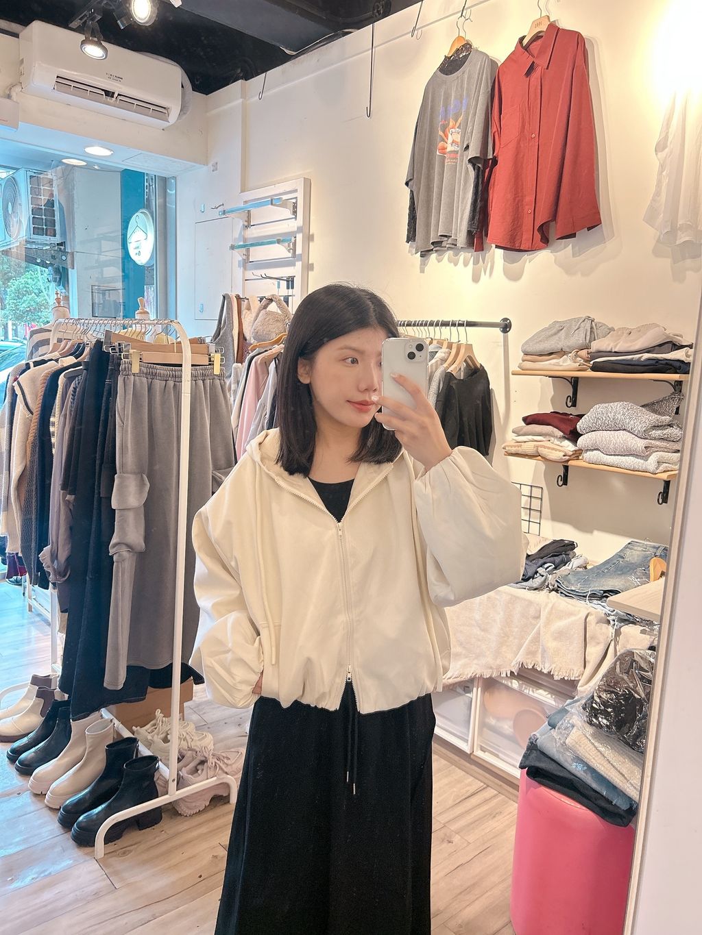 8B38D92D-3CAA-4120-97E1-9EC450EA8079