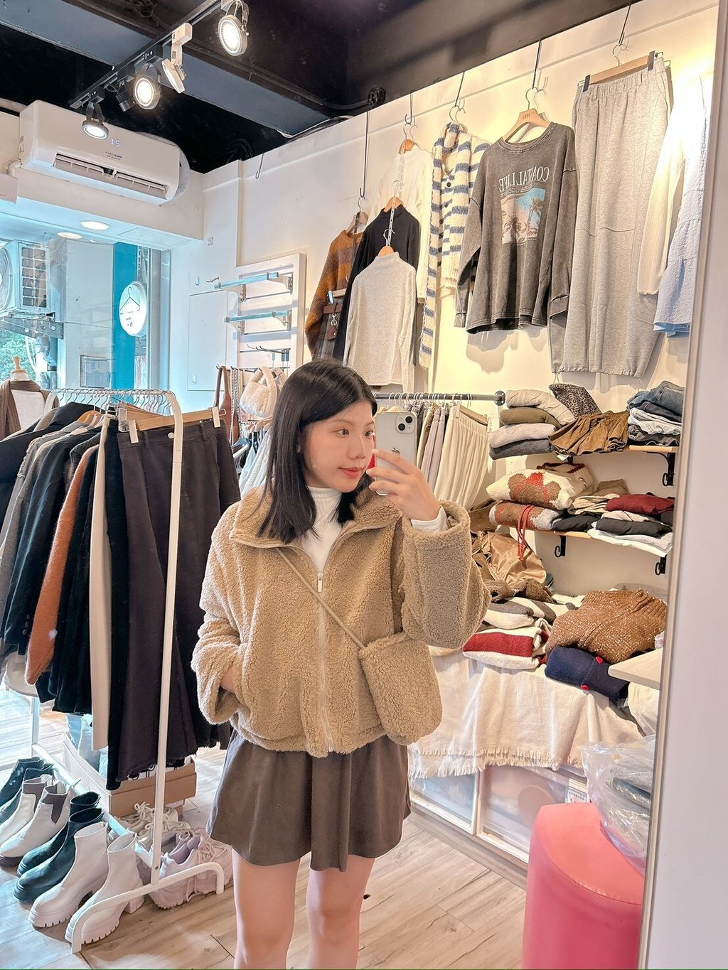 LINE_ALBUM_20251210_260104_18