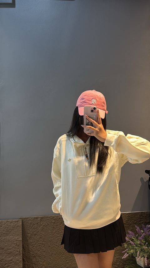 E1162491-4722-4C12-90B6-A0DB4E08EF95