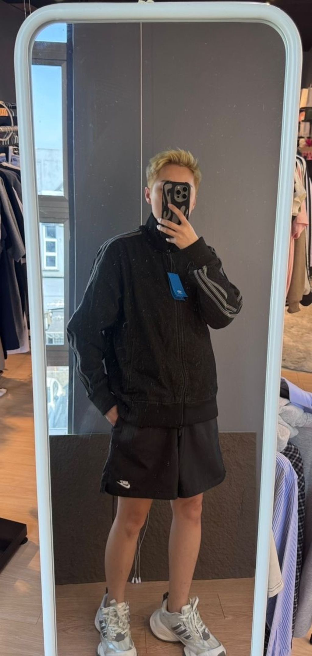 91b6b502-39f0-489c-8be3-df8b6d1137f0