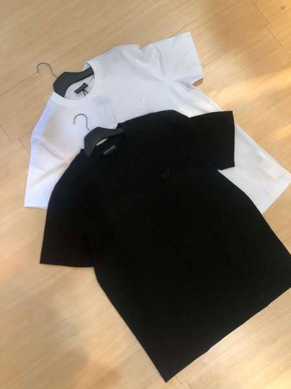 armani 黑白 3