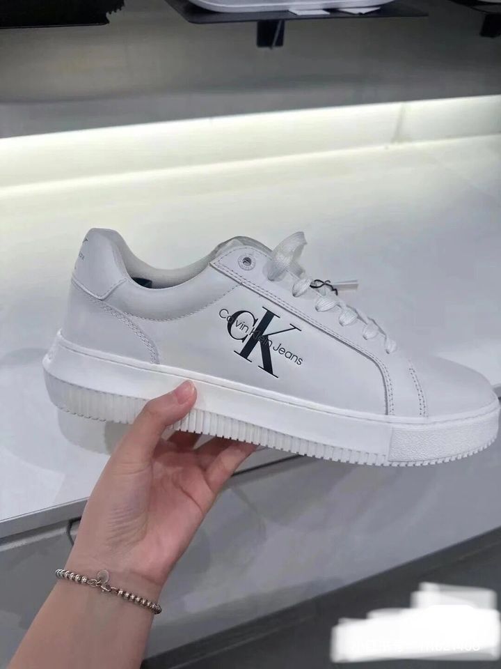ck白鞋
