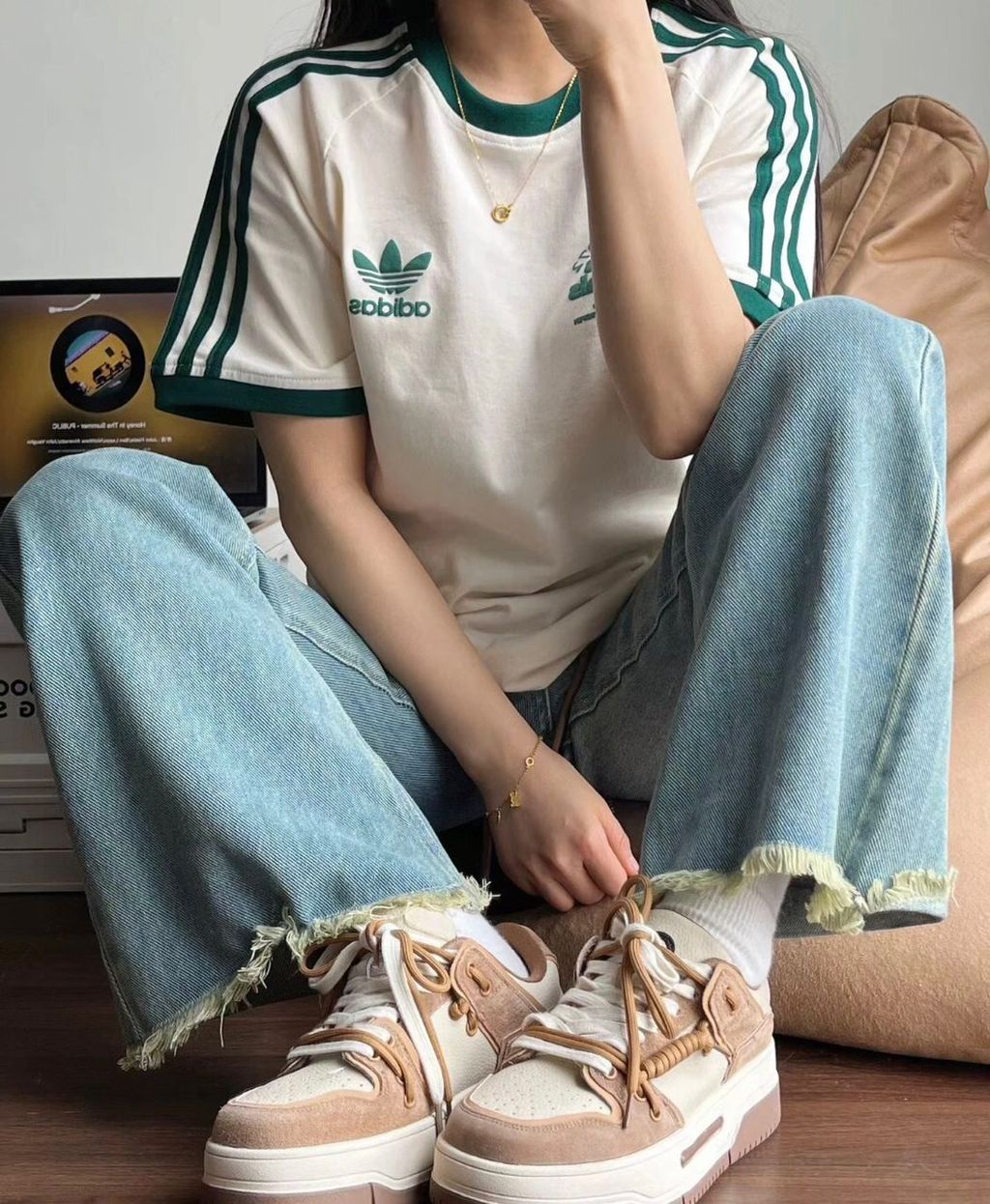 2b7ee6a4-3ed2-4027-b239-54f5e1764af4