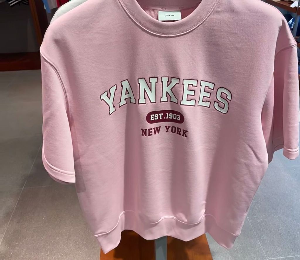 6200bfa8-a565-4a2e-a02a-451f580fb889