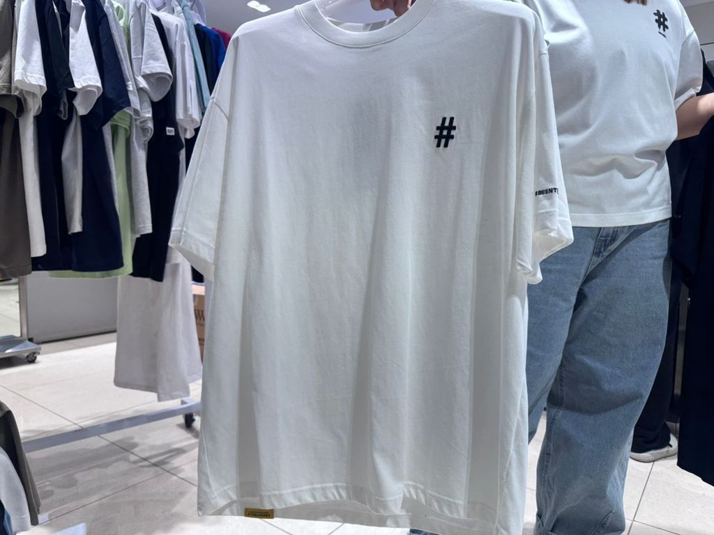 90468690-e694-422f-bbcf-5e66d918d3ff