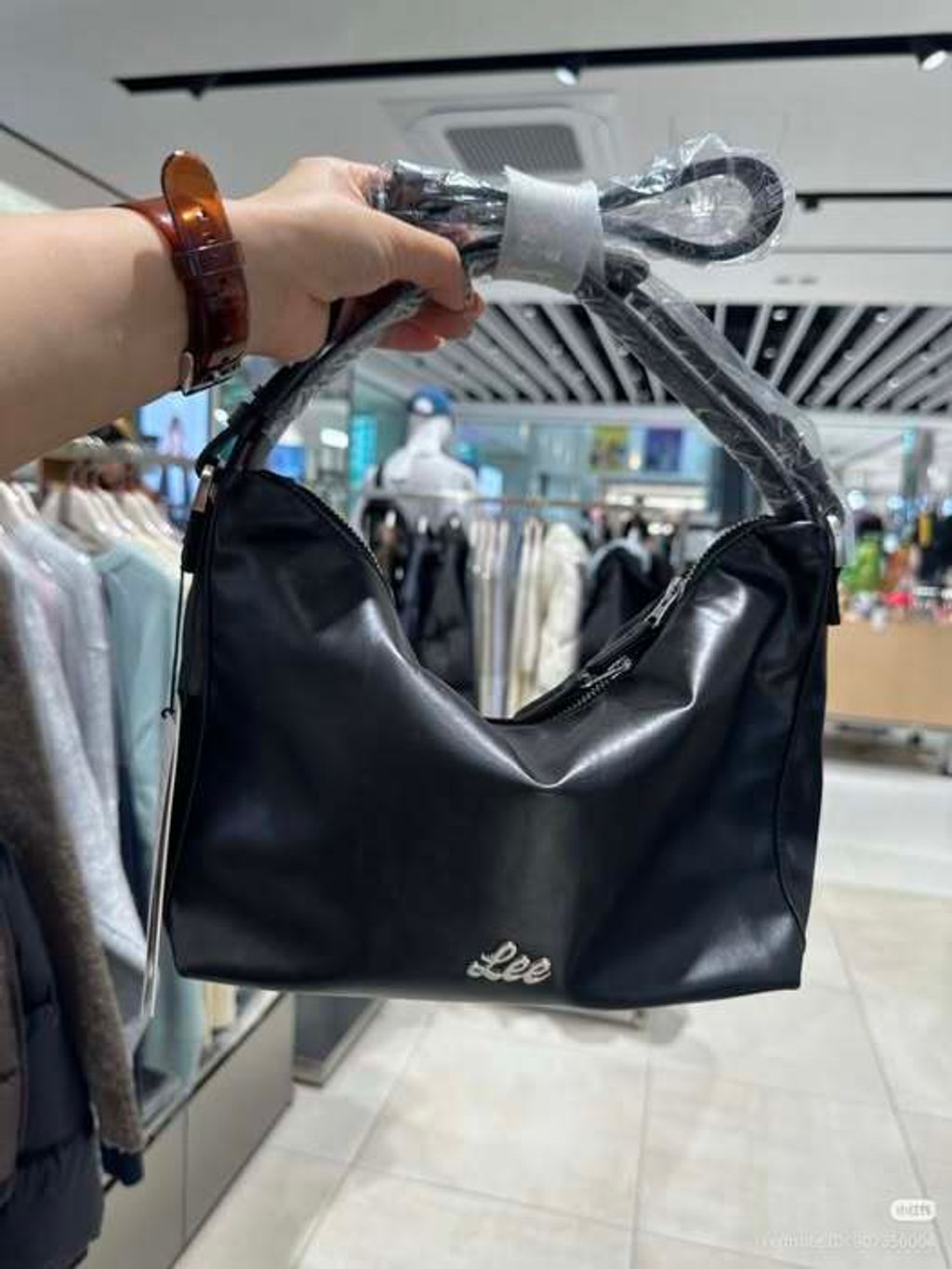 596821012_122115980745050446_5994749117832606427_n