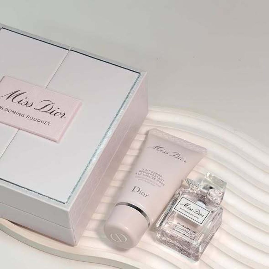 598258737_122116951821050446_4538858302476136897_n