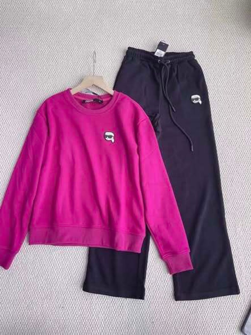 598897225_122117436801050446_5849467885381033700_n