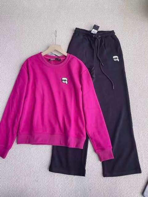 598897225_122117436801050446_5849467885381033700_n