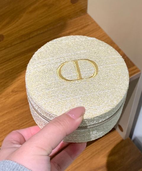 207efc81-0ab4-4408-bacc-e149ef63a81b