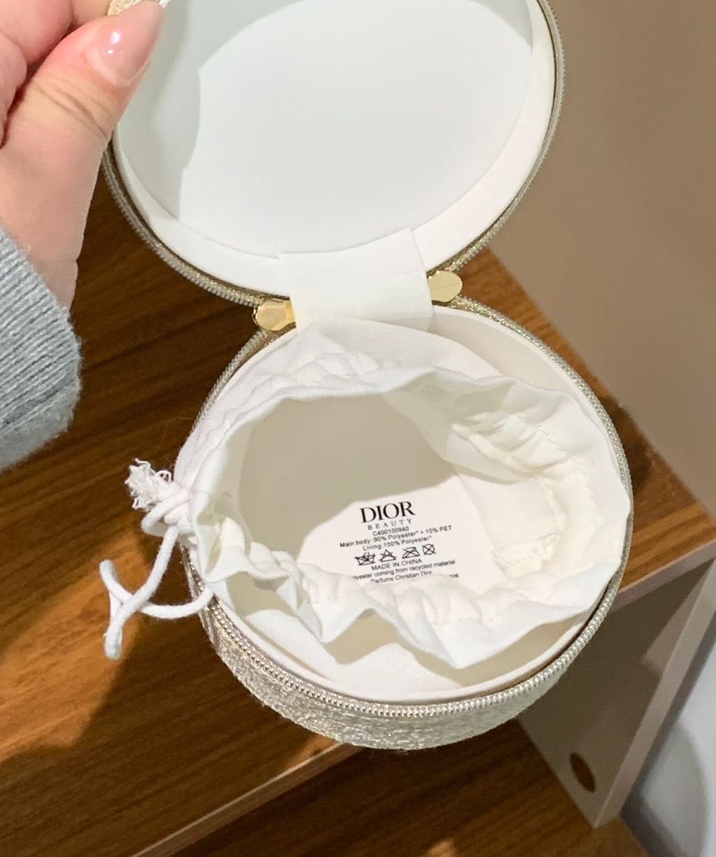 75150857-b7b5-4e06-9827-e08ab91e5fa1