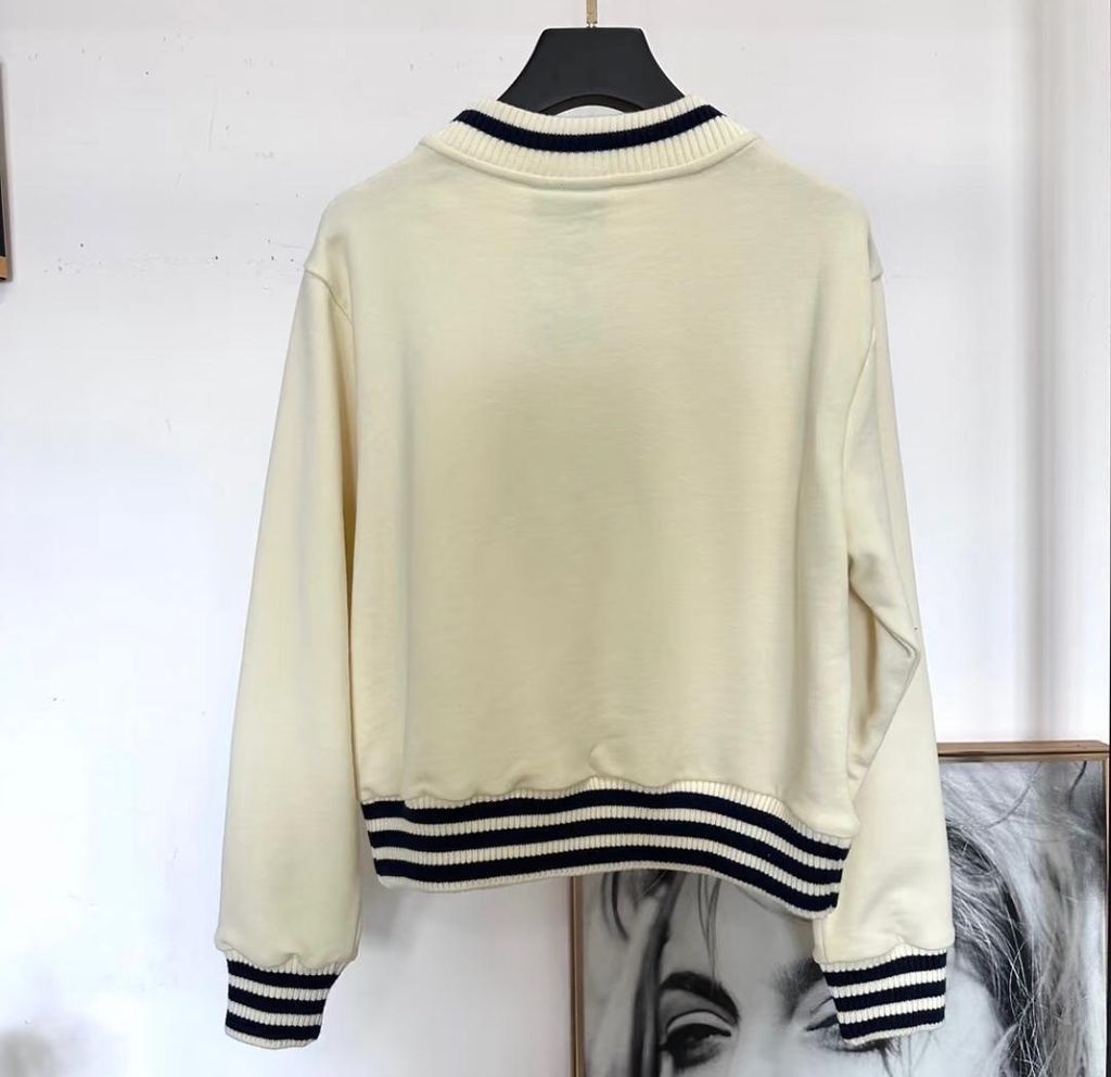 64bda630-dbc1-49d7-9f52-e4e91d1814ed