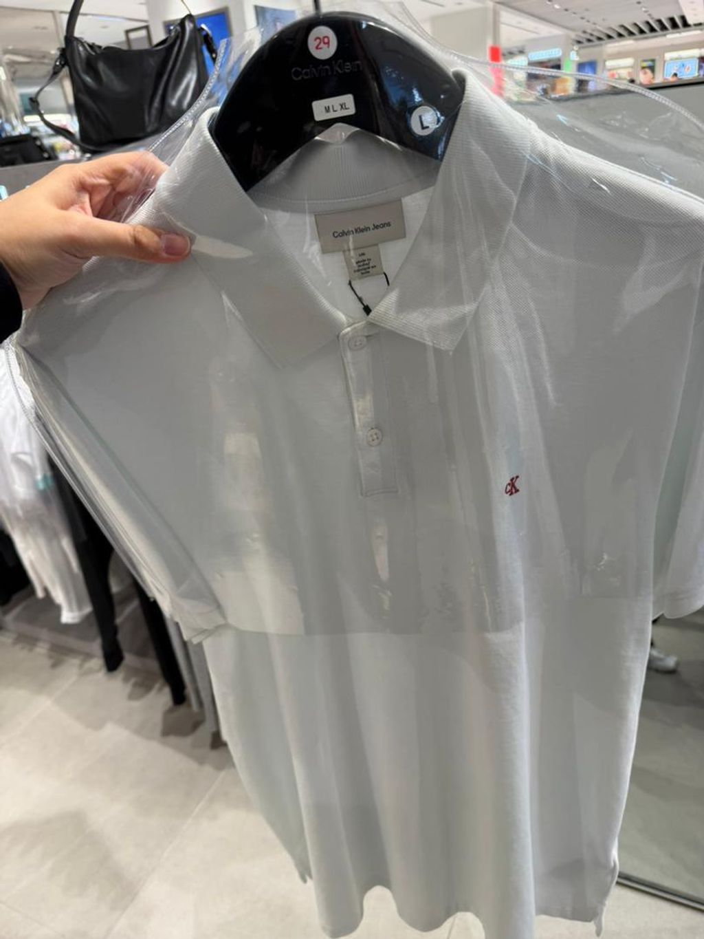 37da4043-a01c-4b00-9d07-635522686678