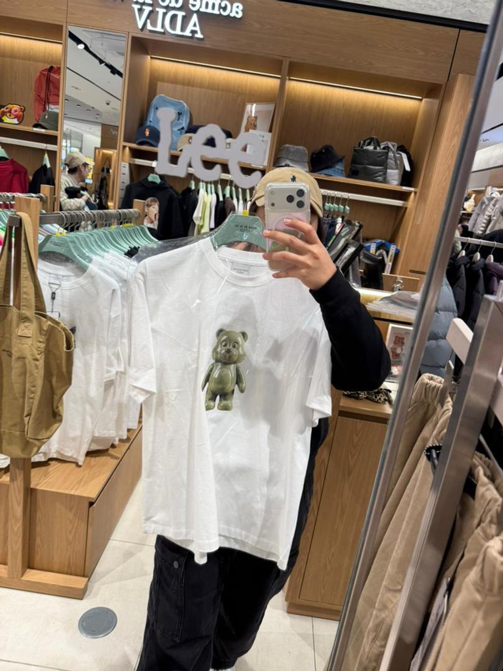 4bf95967-ff19-4cdd-b07b-4832ae6c651c