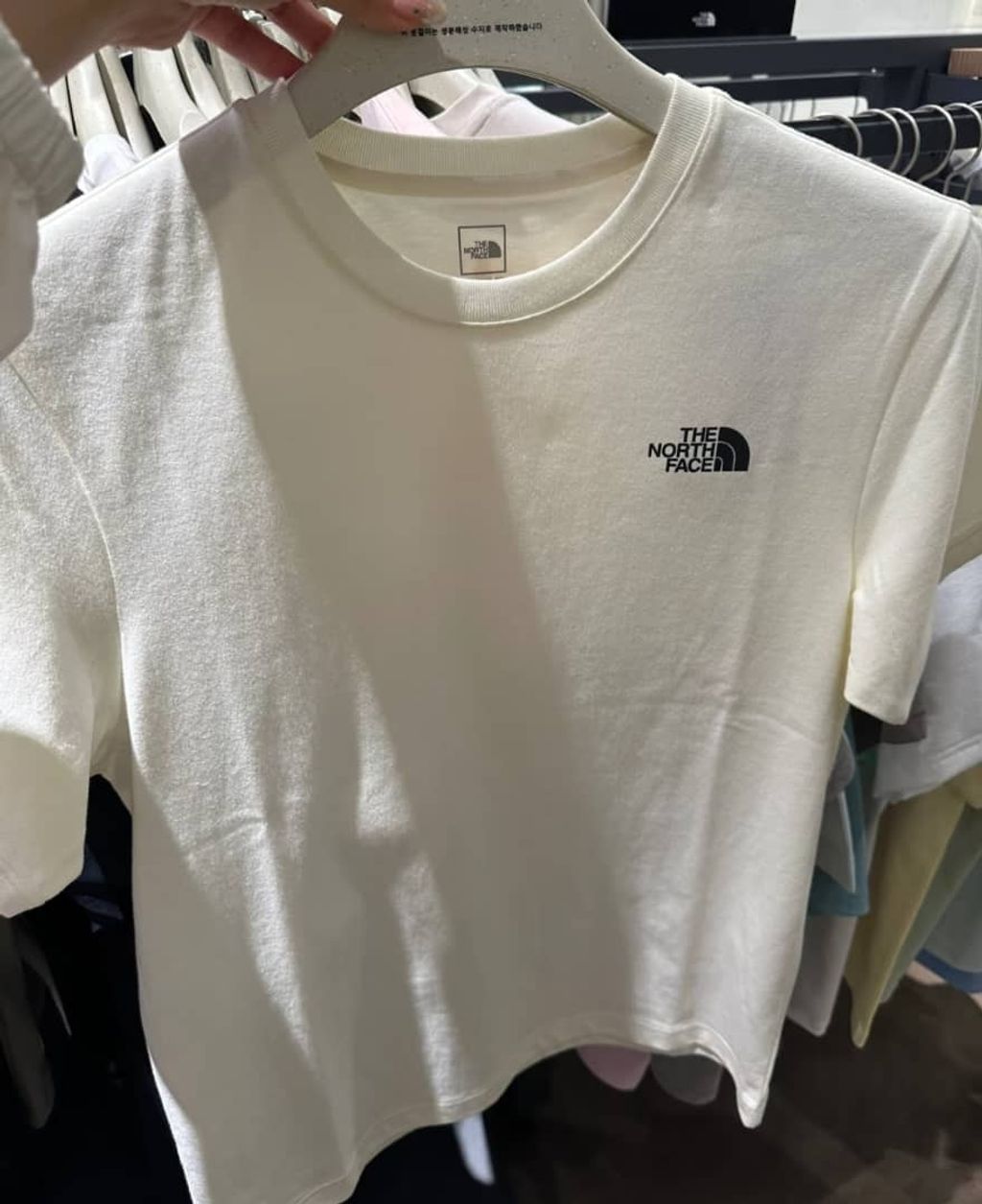 ff7bd0da-4bab-4b44-82f7-2791db8e6bfd